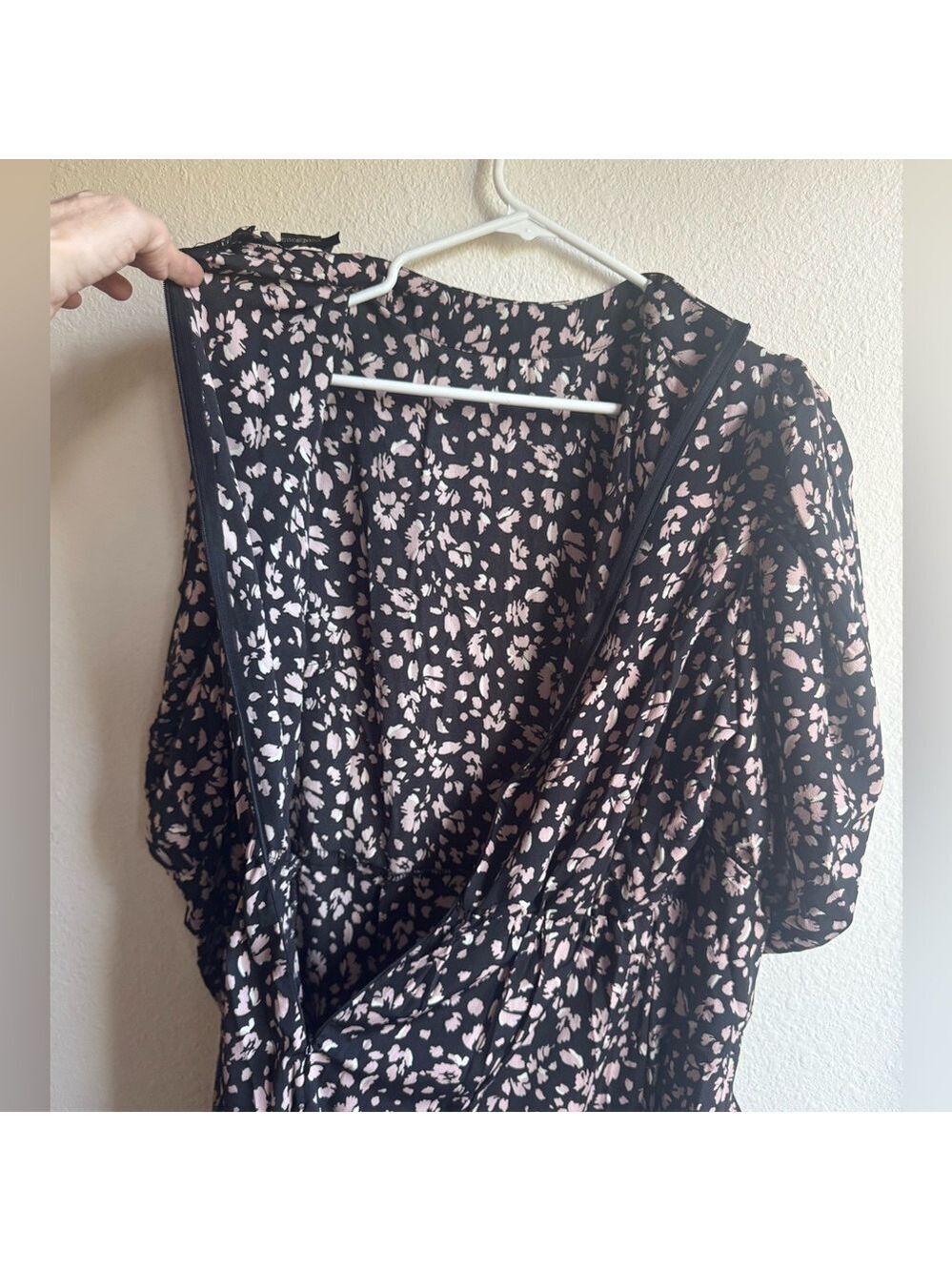 *NWT* AX PARIS Puff Sleeve Midi Dress - Picture 13 of 14